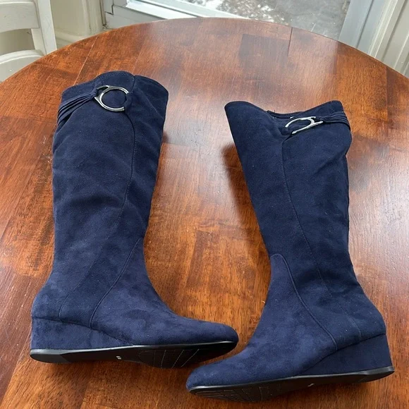 NWT Impo Gitali Stretch Blue Suede Boots - Picture 7 of 8